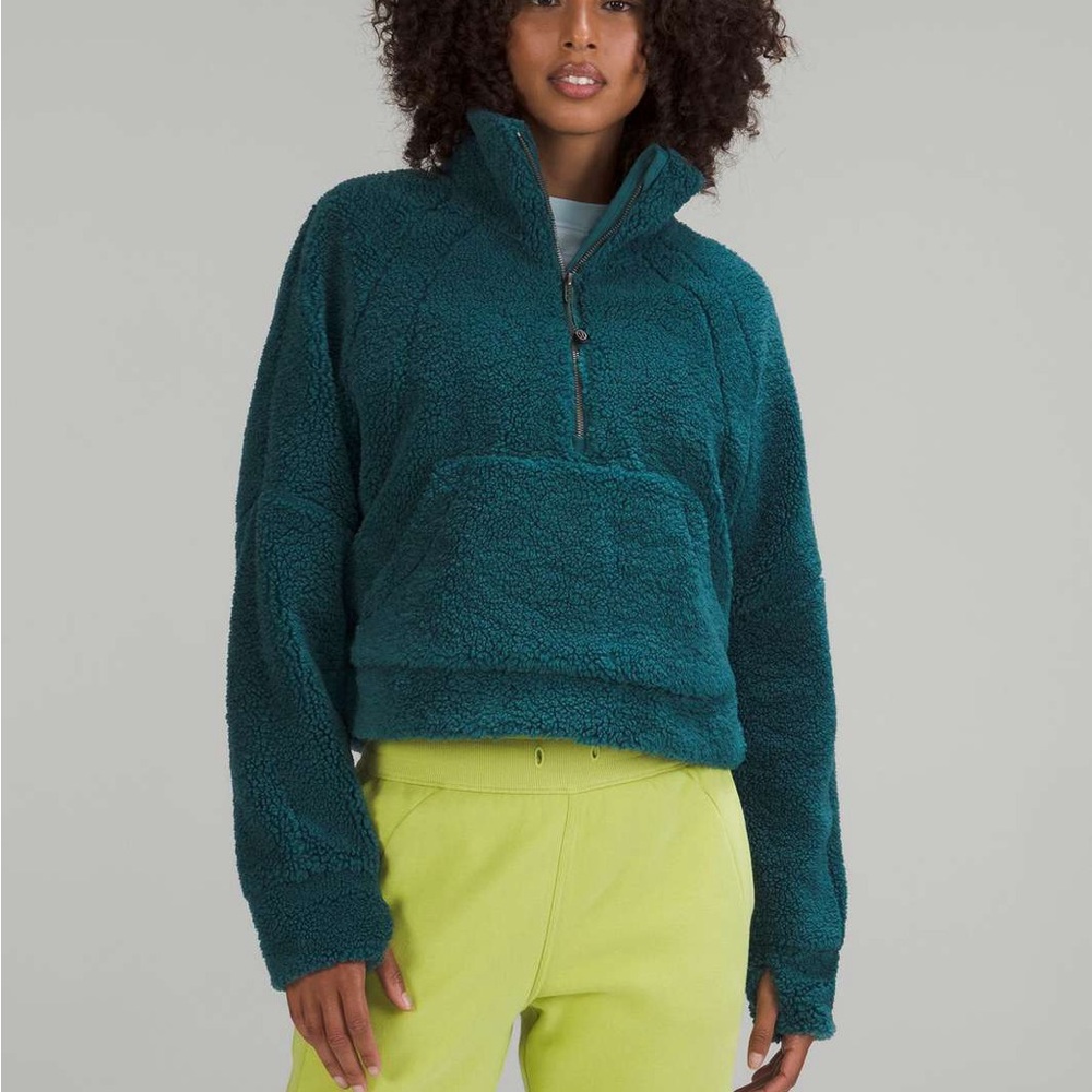 Lululemon Scuba Oversized Cropped Fleece Funnel Neck